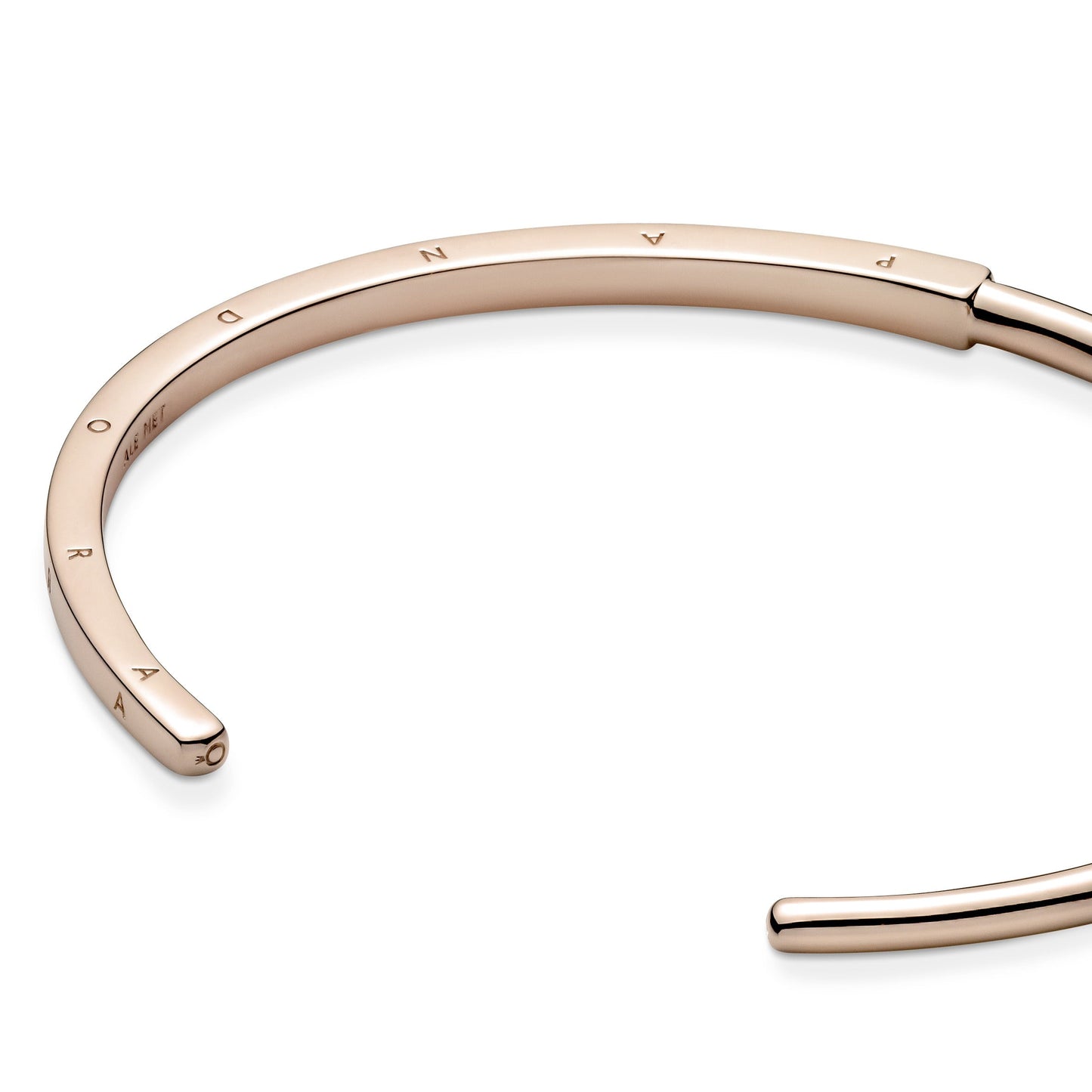 Pandora Signature I-D (Open) bangle